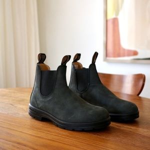 Blundstone 587 Classic Chelsea Boot NIB US 10.5 M